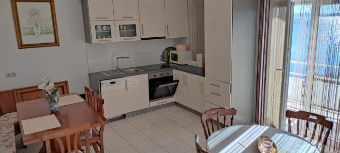 Apartman A2, Apartmani Figaro 4* Kaštel Stari  Kaštel Stari