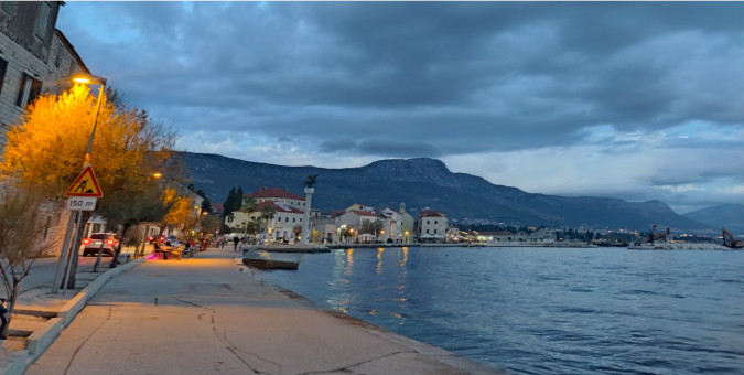 Apartmani Figaro 4* Ka&scaron;tel Stari  Ka&scaron;tel Stari